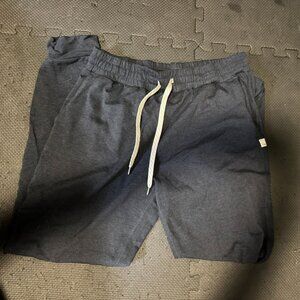 Vuori Joggers Size Medium